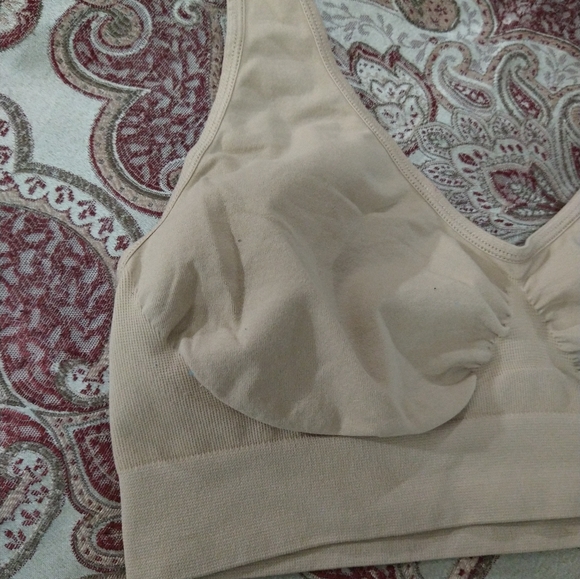 Size XL Shear shape wear nude sports bra - Picture 6 of 10